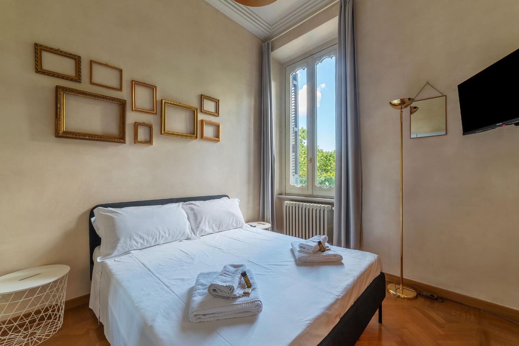 Joivy Window On The Tevere Apartment